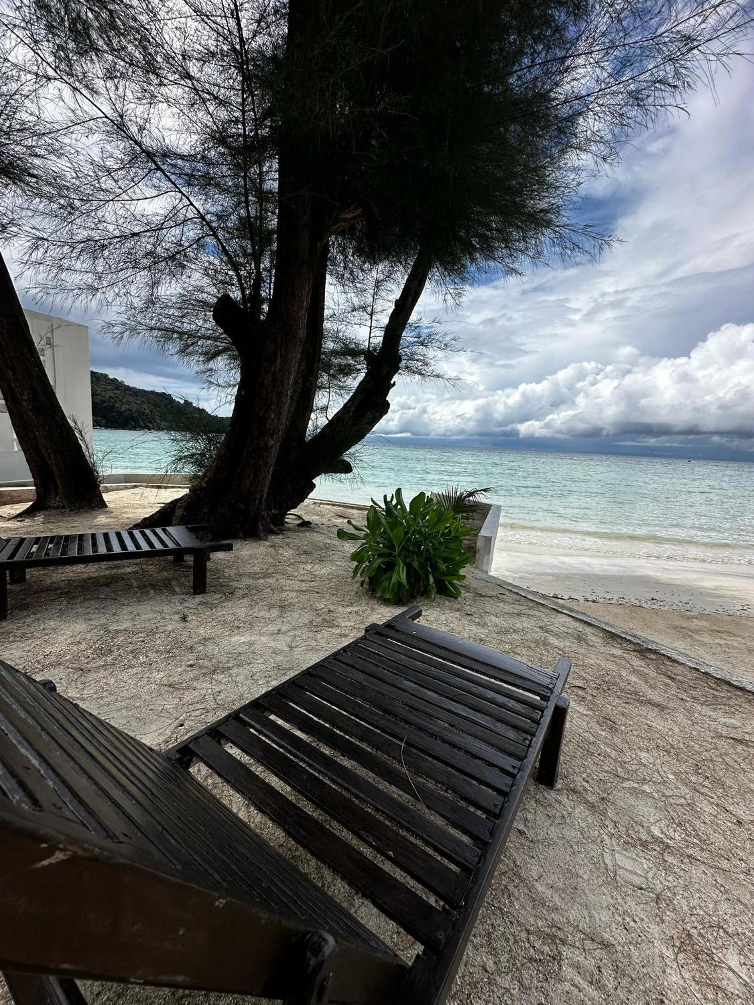 Beach Resort - Arwana Perhentian Besar كامبونغ كوالا بيسوت المظهر الخارجي الصورة