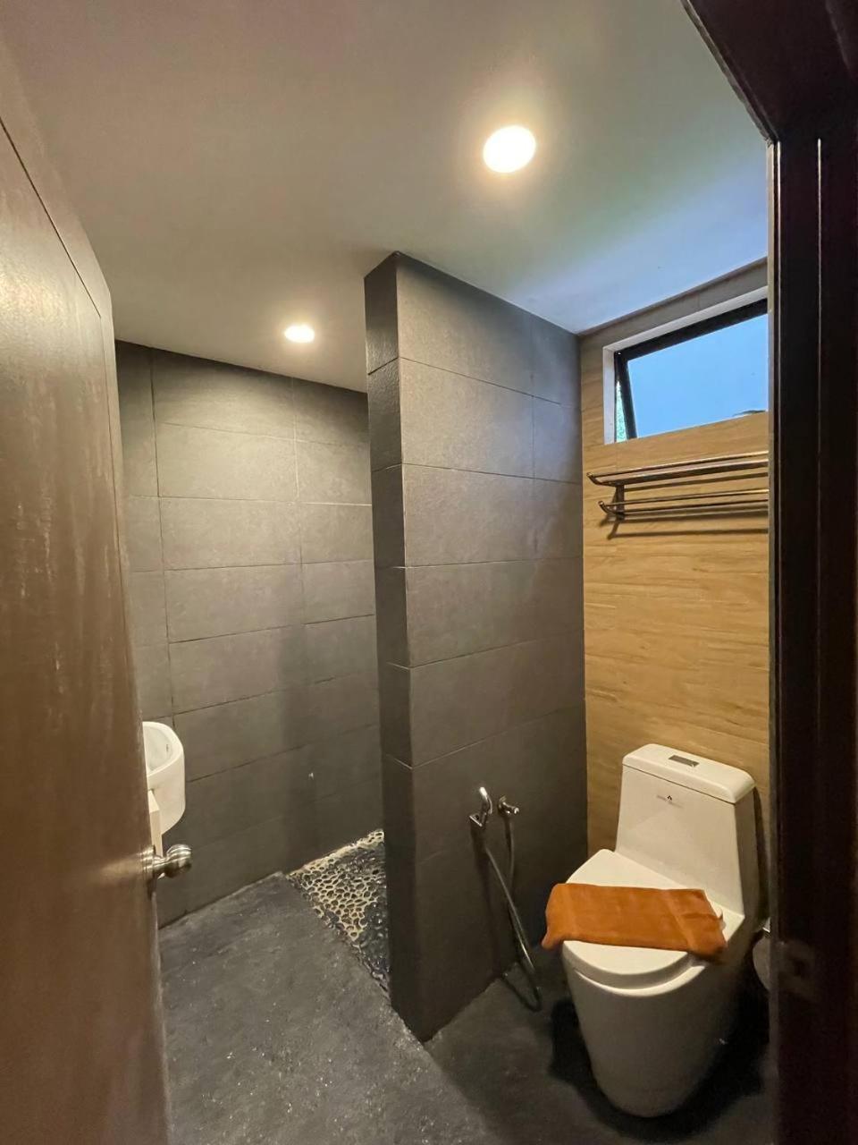 Beach Resort - Arwana Perhentian Besar كامبونغ كوالا بيسوت المظهر الخارجي الصورة