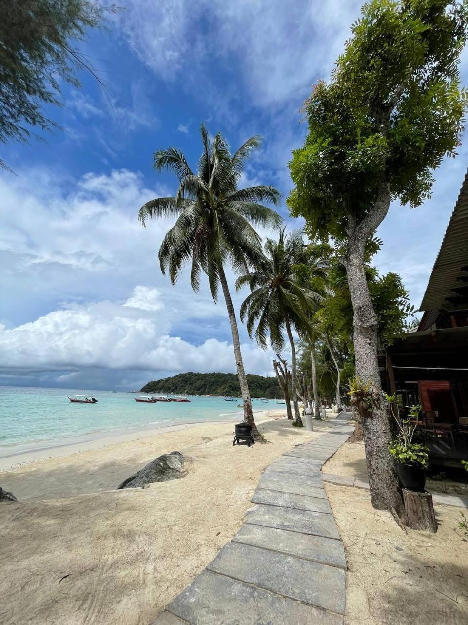 Beach Resort - Arwana Perhentian Besar كامبونغ كوالا بيسوت المظهر الخارجي الصورة