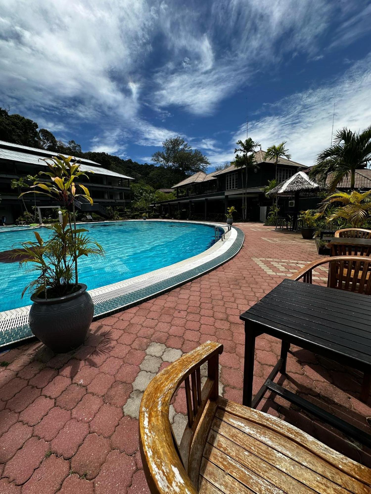 Beach Resort - Arwana Perhentian Besar كامبونغ كوالا بيسوت المظهر الخارجي الصورة